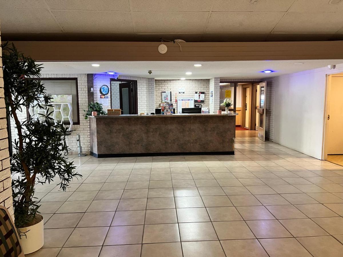 Lively Inn And Suites - Sudbury Naughton Eksteriør billede