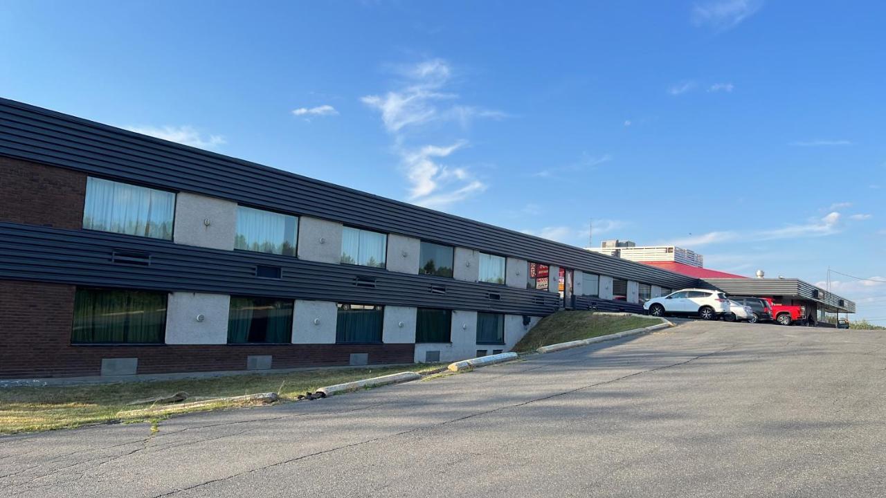 Lively Inn And Suites - Sudbury Naughton Eksteriør billede