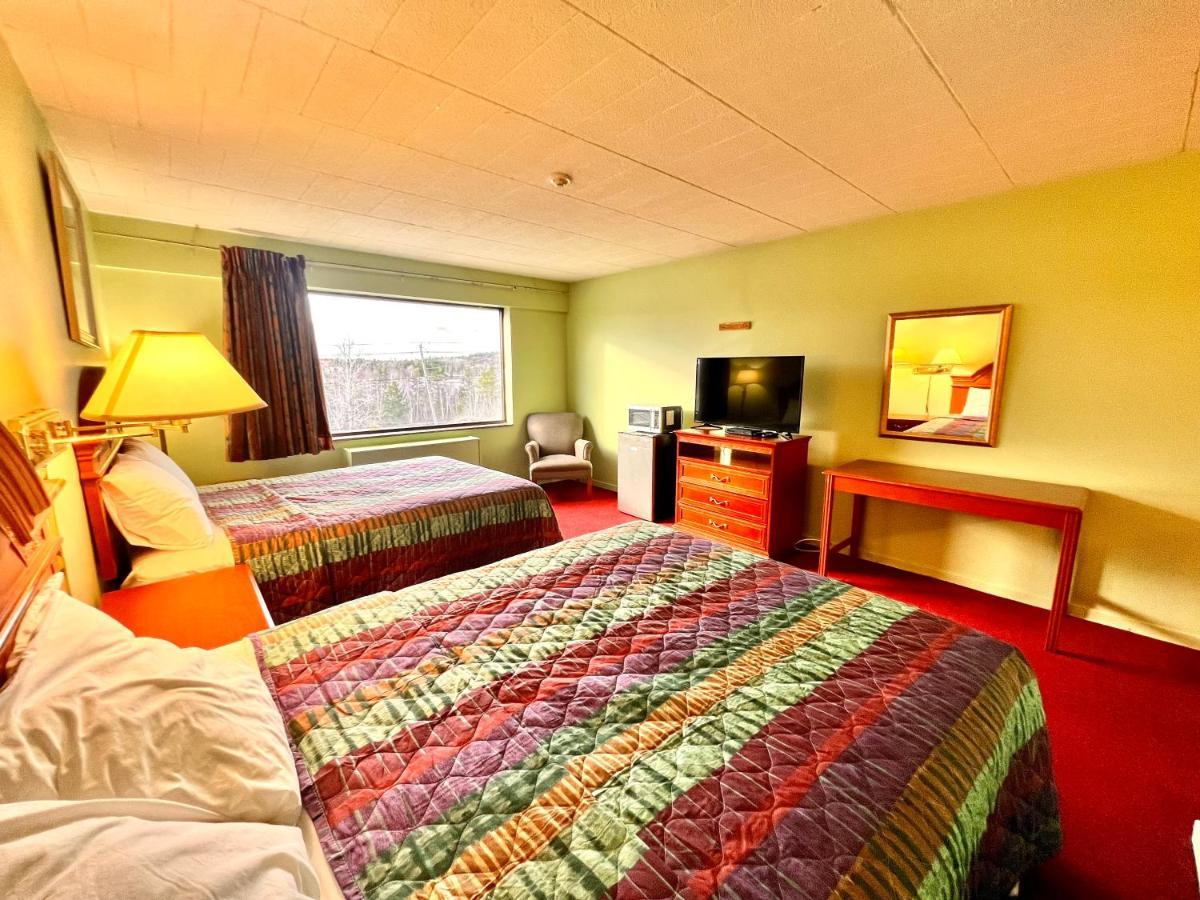 Lively Inn And Suites - Sudbury Naughton Eksteriør billede