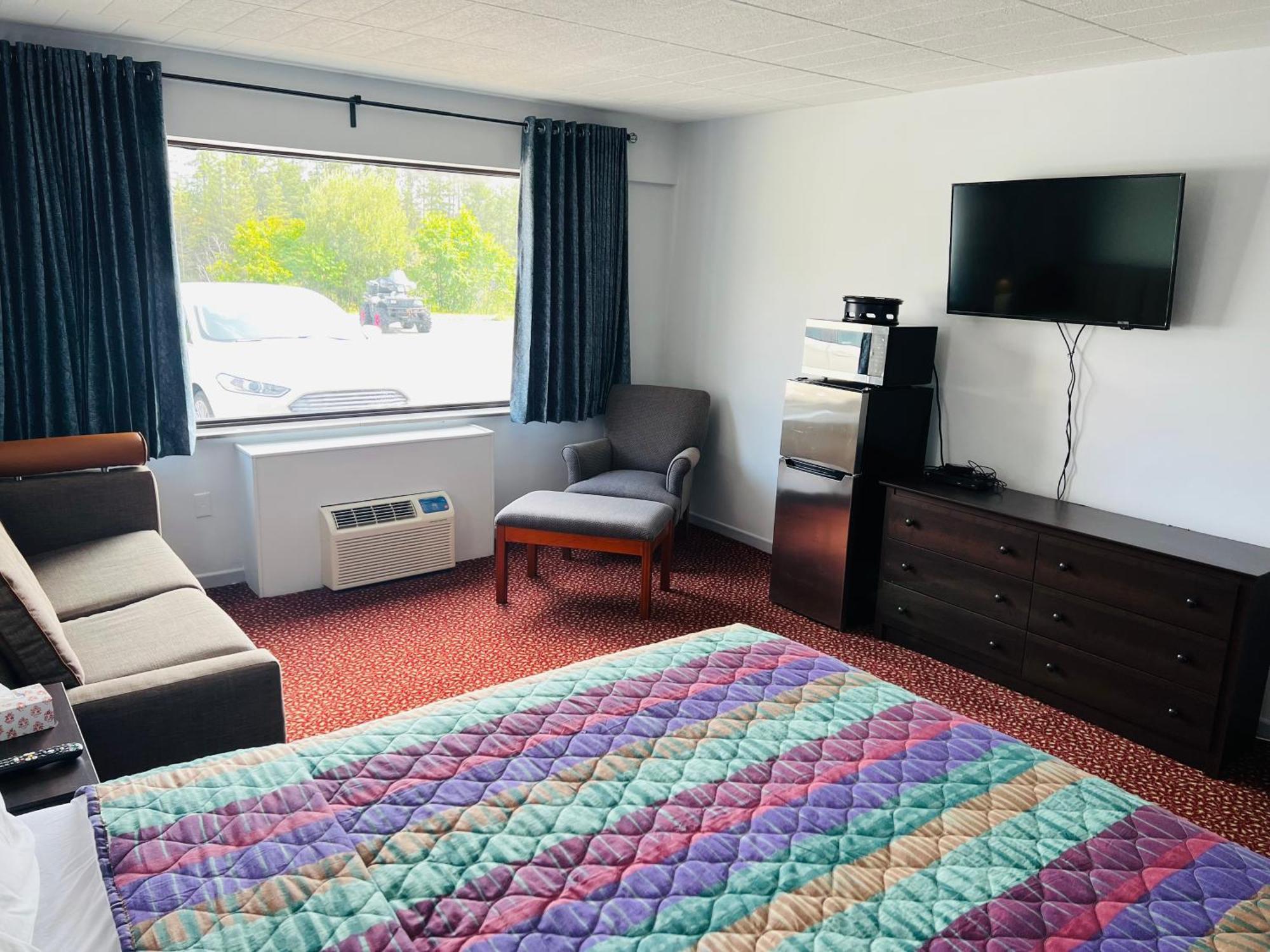 Lively Inn And Suites - Sudbury Naughton Eksteriør billede